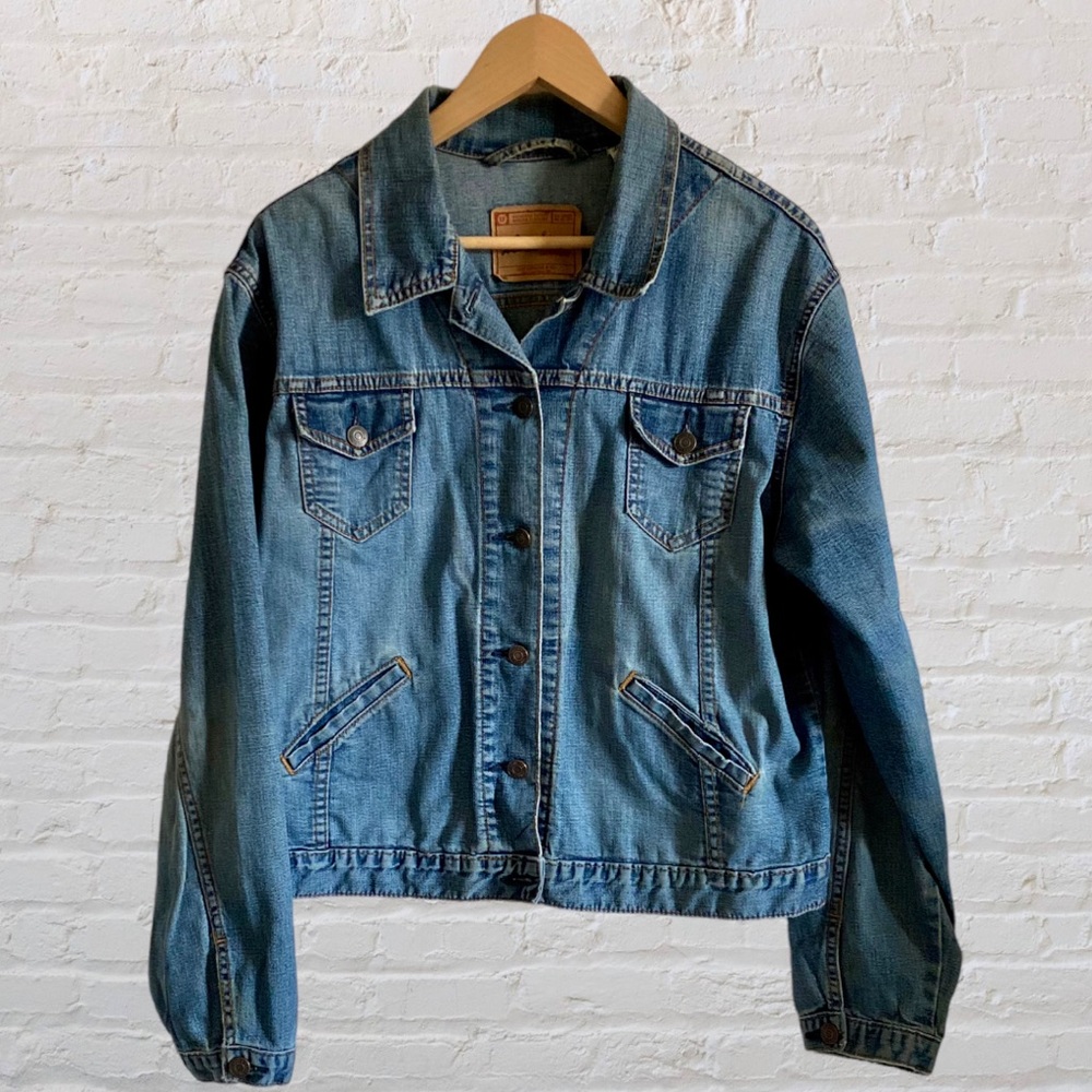 LEVI STRAUSS DENIM TRUCKER JEAN JACKET